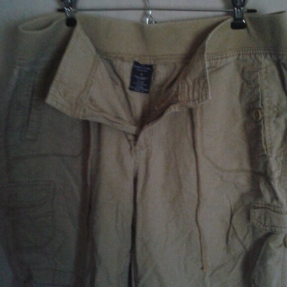 Women's Faded Glory Khaki Cargo Shorts Size 16 - Picture 4 of 8